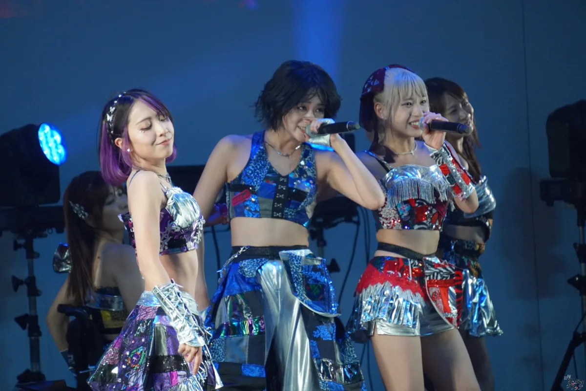 仮面女子、東名阪ツアーファイナル大盛況！新曲初披露に長州小力も乱入で熱狂の渦