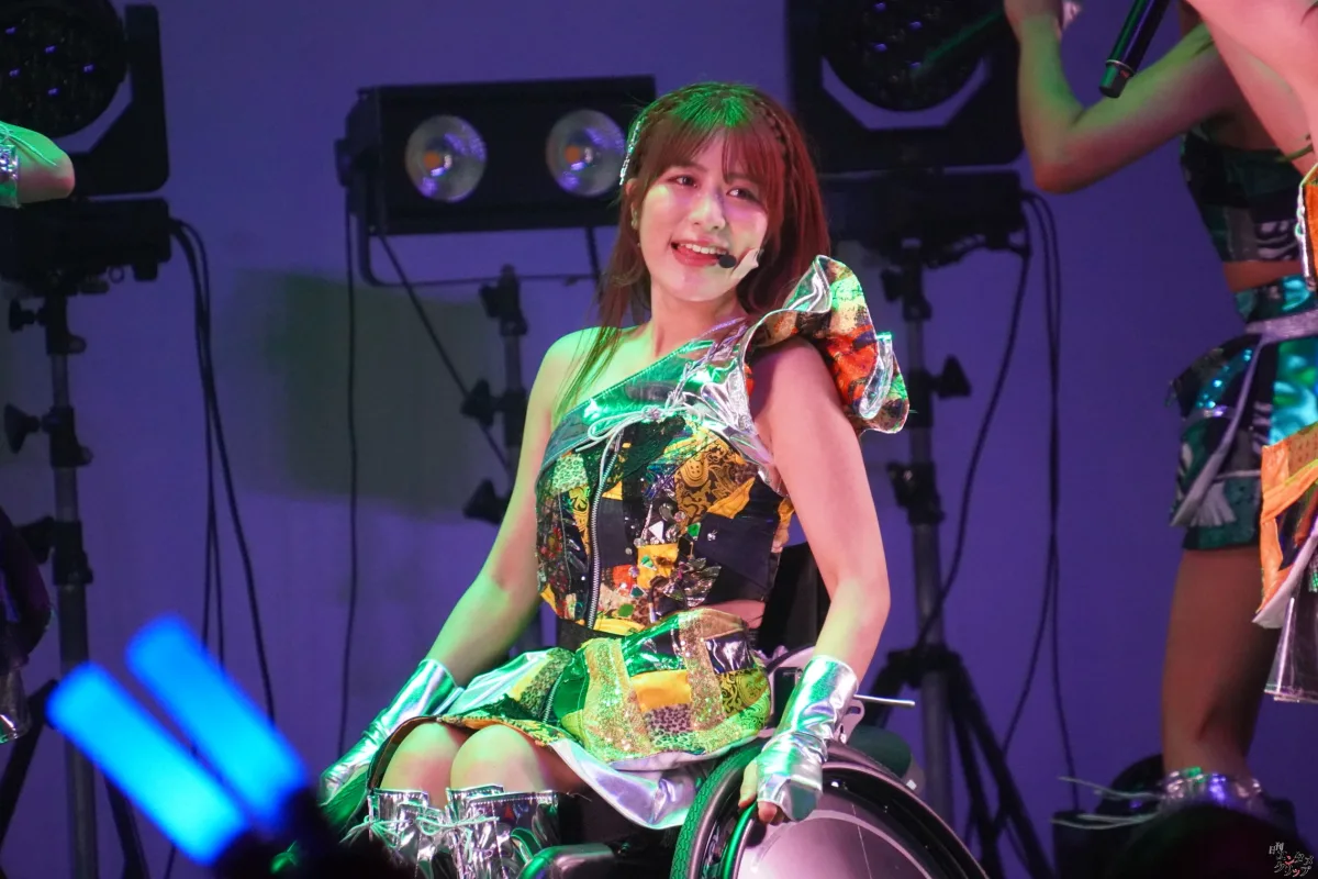 仮面女子、東名阪ツアーファイナル大盛況！新曲初披露に長州小力も乱入で熱狂の渦