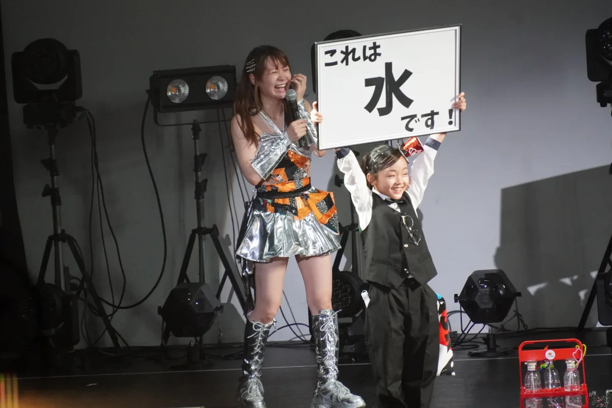 仮面女子、東名阪ツアーファイナル大盛況！新曲初披露に長州小力も乱入で熱狂の渦