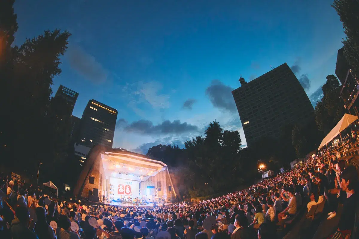 DEPAPEPE メジャーデビュー20周年 バンザイ!カンパイ!!⼤感謝祭!!! 東京・日比谷野外大音楽堂でのライブ、無事完了！