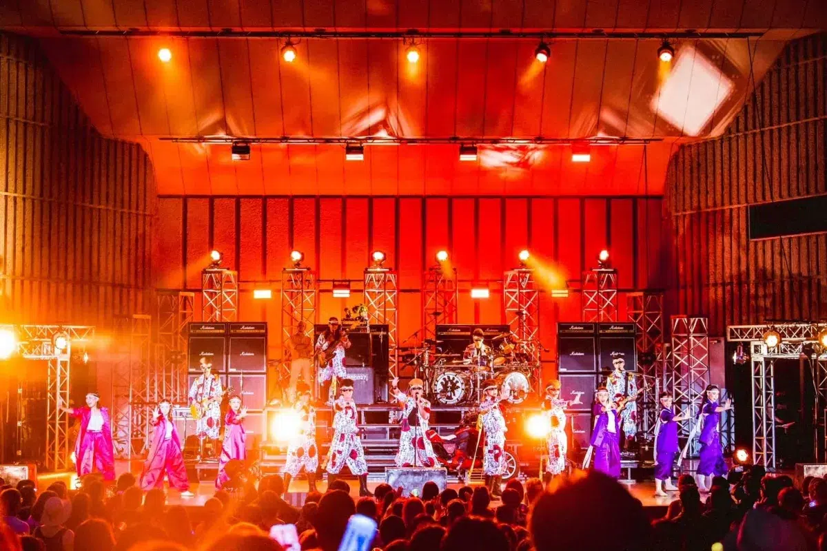 氣志團・23年ぶりの日比谷野音ワンマンGIGで新曲リリース発表! リリース形態も解禁! 2 氣志團・23年ぶりの日比谷野音ワンマンGIGで新曲リリース発表! リリース形態も解禁!