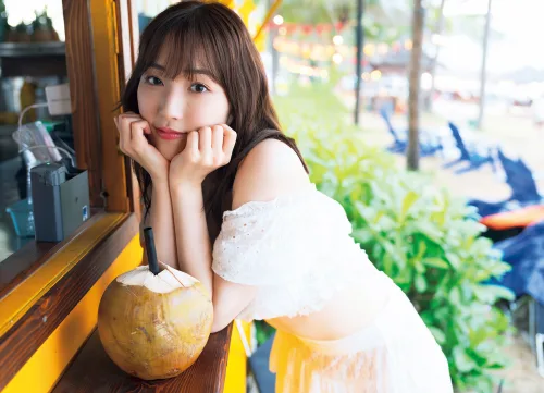 譜久村聖、20代ラスト写真集は初の2冊同時発売! ベトナムで魅せる大人な一面と素顔。 2 譜久村聖、20代ラスト写真集は初の2冊同時発売! ベトナムで魅せる大人な一面と素顔。