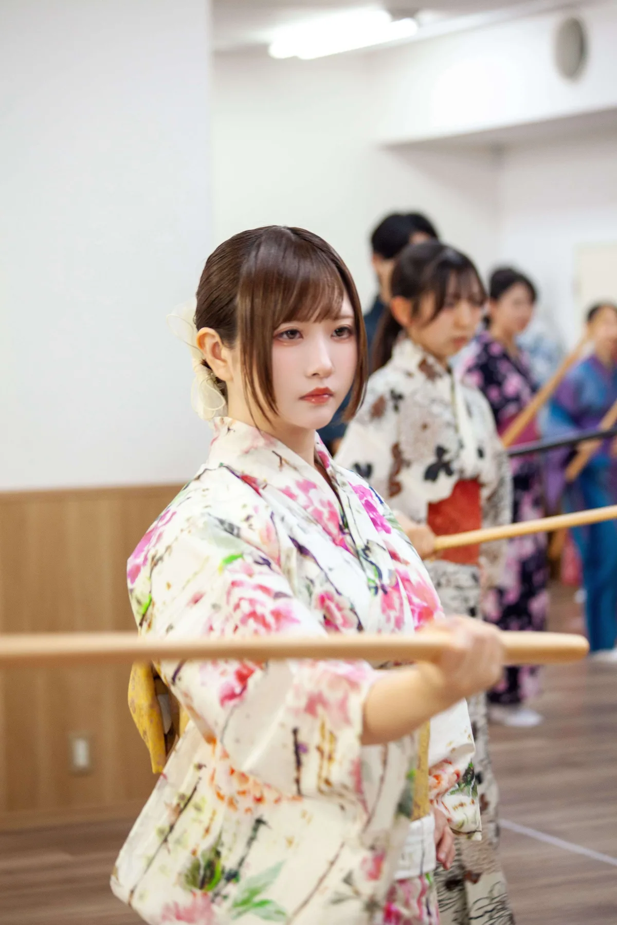 "すみれおじさん"和装で日舞・剣殺陣に挑戦!「歌舞伎と中国武術って似てるかも……」 3 "すみれおじさん"和装で日舞・剣殺陣に挑戦!「歌舞伎と中国武術って似てるかも……」
