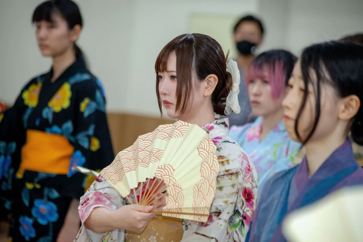 "すみれおじさん"和装で日舞・剣殺陣に挑戦!「歌舞伎と中国武術って似てるかも……」 9 "すみれおじさん"和装で日舞・剣殺陣に挑戦!「歌舞伎と中国武術って似てるかも……」