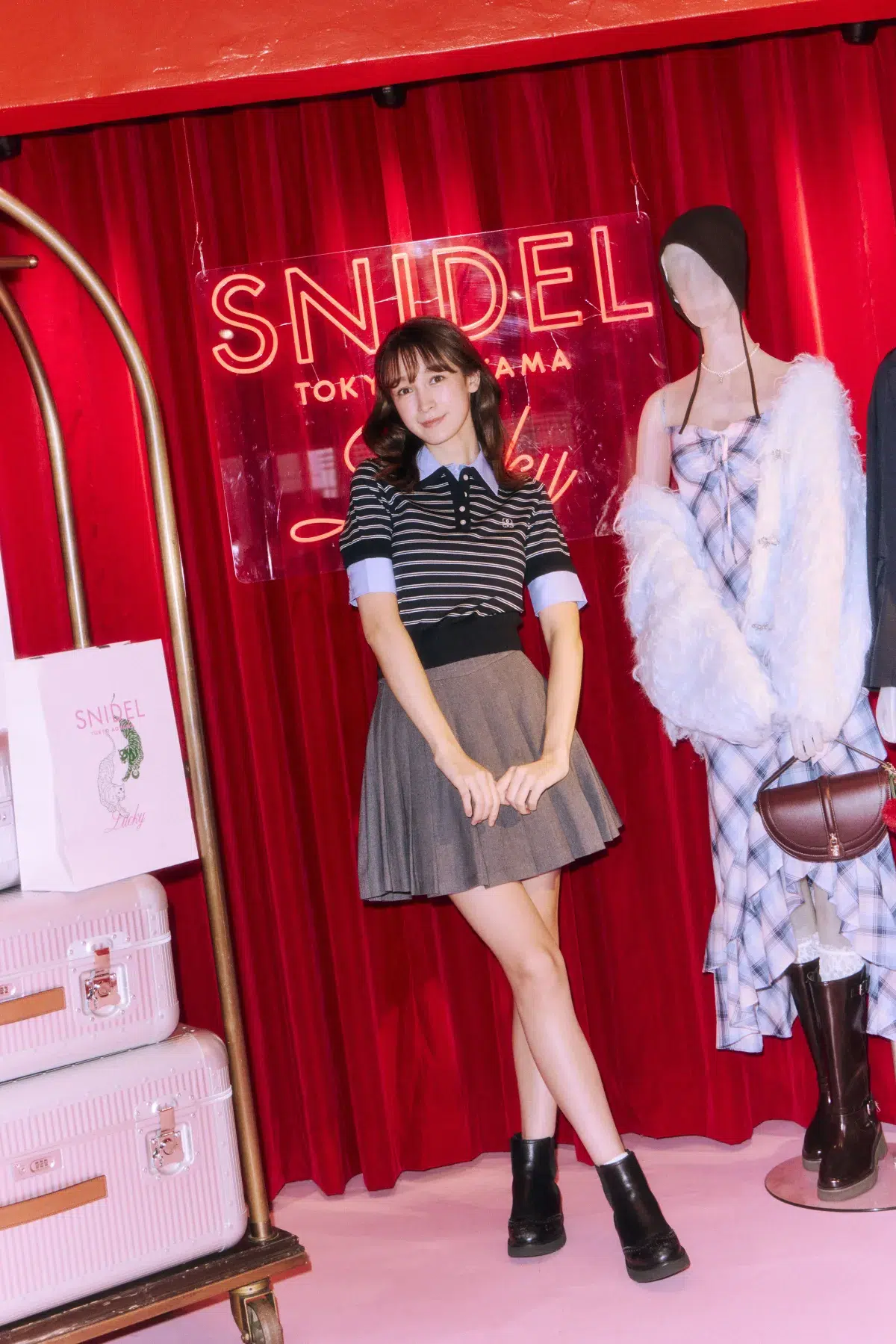 紗栄子、ヨンア、久間田琳加、藤井サチら豪華ゲストも来場!<SNIDEL(スナイデル)>LIMITED STORE「SNIDEL TOKYO AOYAMA」が8月21日(木)にNEW OPEN!プレイフルな空間で “ラッキー”なひとときを! 4 紗栄子、ヨンア、久間田琳加、藤井サチら豪華ゲストも来場!<SNIDEL(スナイデル)>LIMITED STORE「SNIDEL TOKYO AOYAMA」が8月21日(木)にNEW OPEN!プレイフルな空間で “ラッキー”なひとときを!