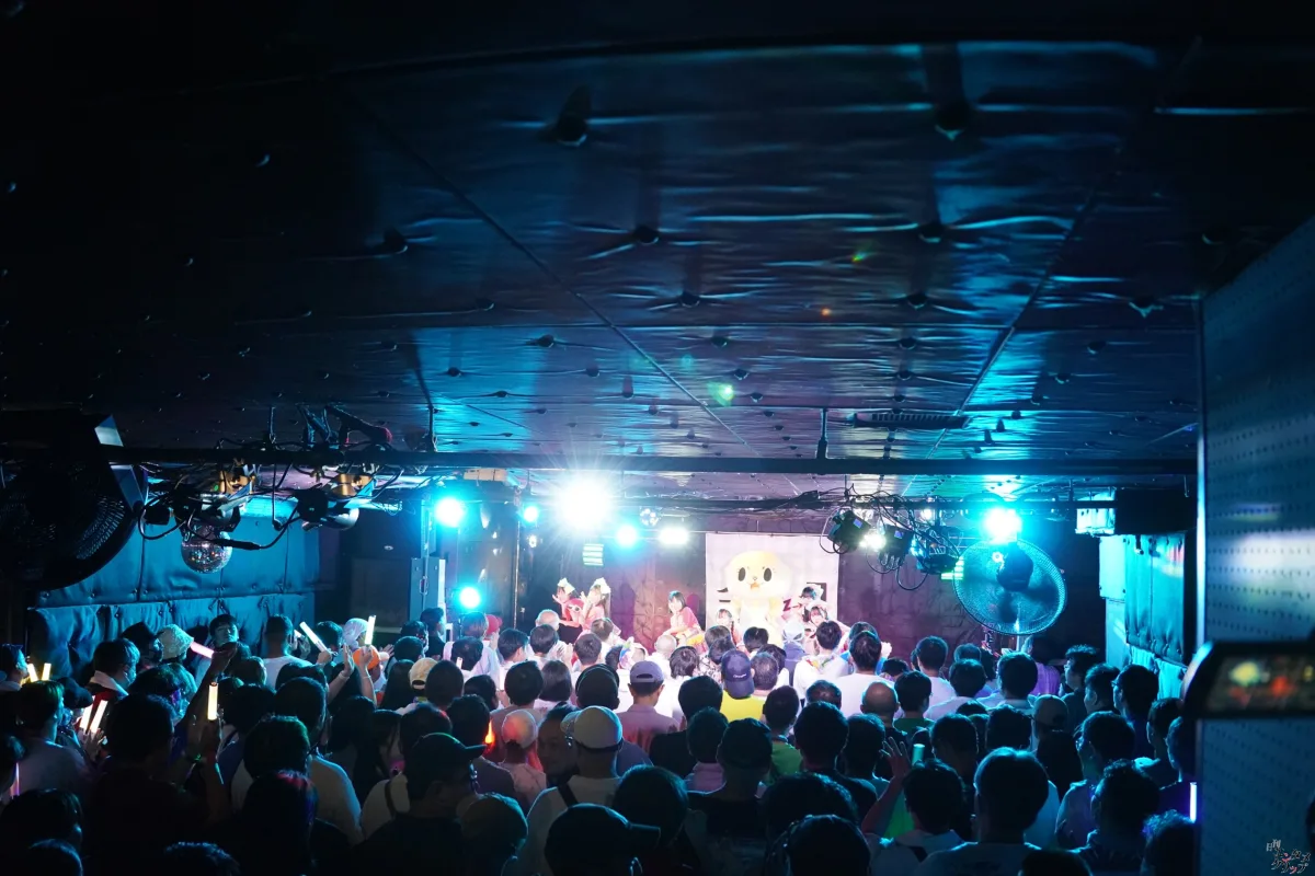 チキータ、デビュー半年で初ワンマンをソールドアウト！会場を熱狂させた7人の成長物語