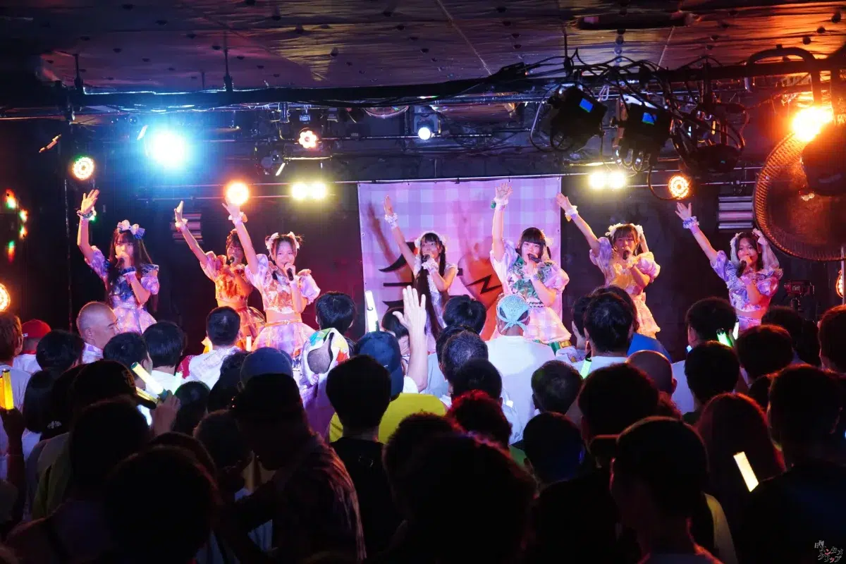 チキータ、デビュー半年で初ワンマンをソールドアウト！会場を熱狂させた7人の成長物語