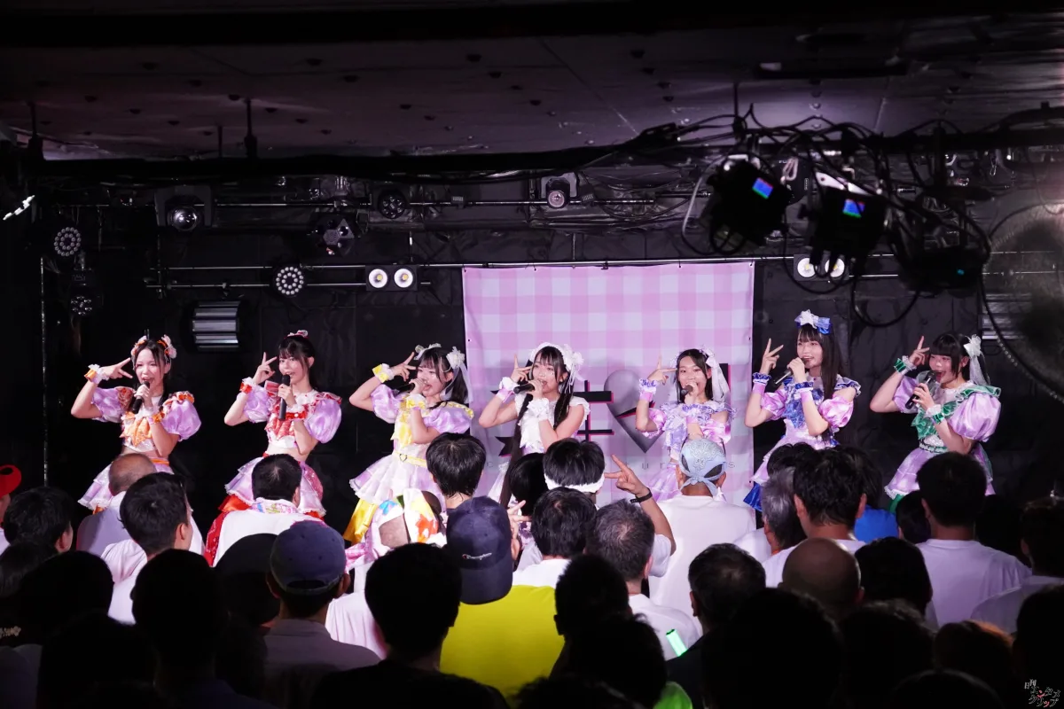 チキータ、デビュー半年で初ワンマンをソールドアウト！会場を熱狂させた7人の成長物語