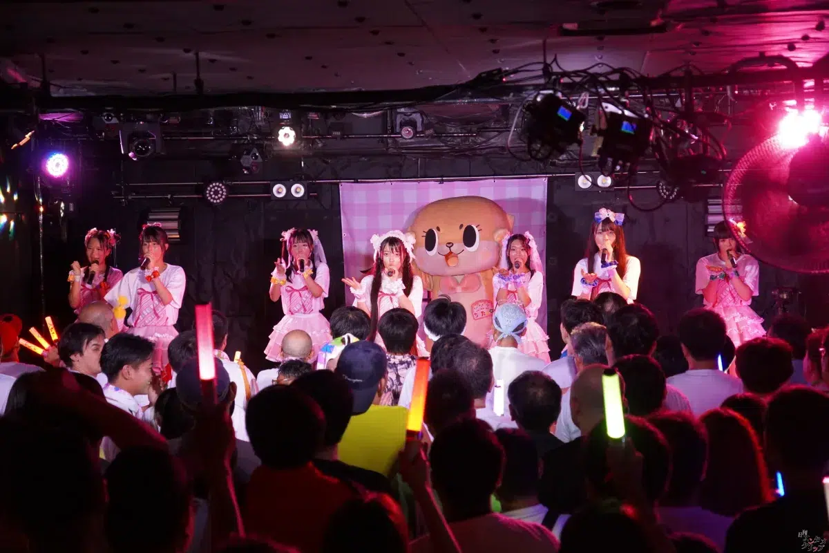 チキータ、デビュー半年で初ワンマンをソールドアウト！会場を熱狂させた7人の成長物語