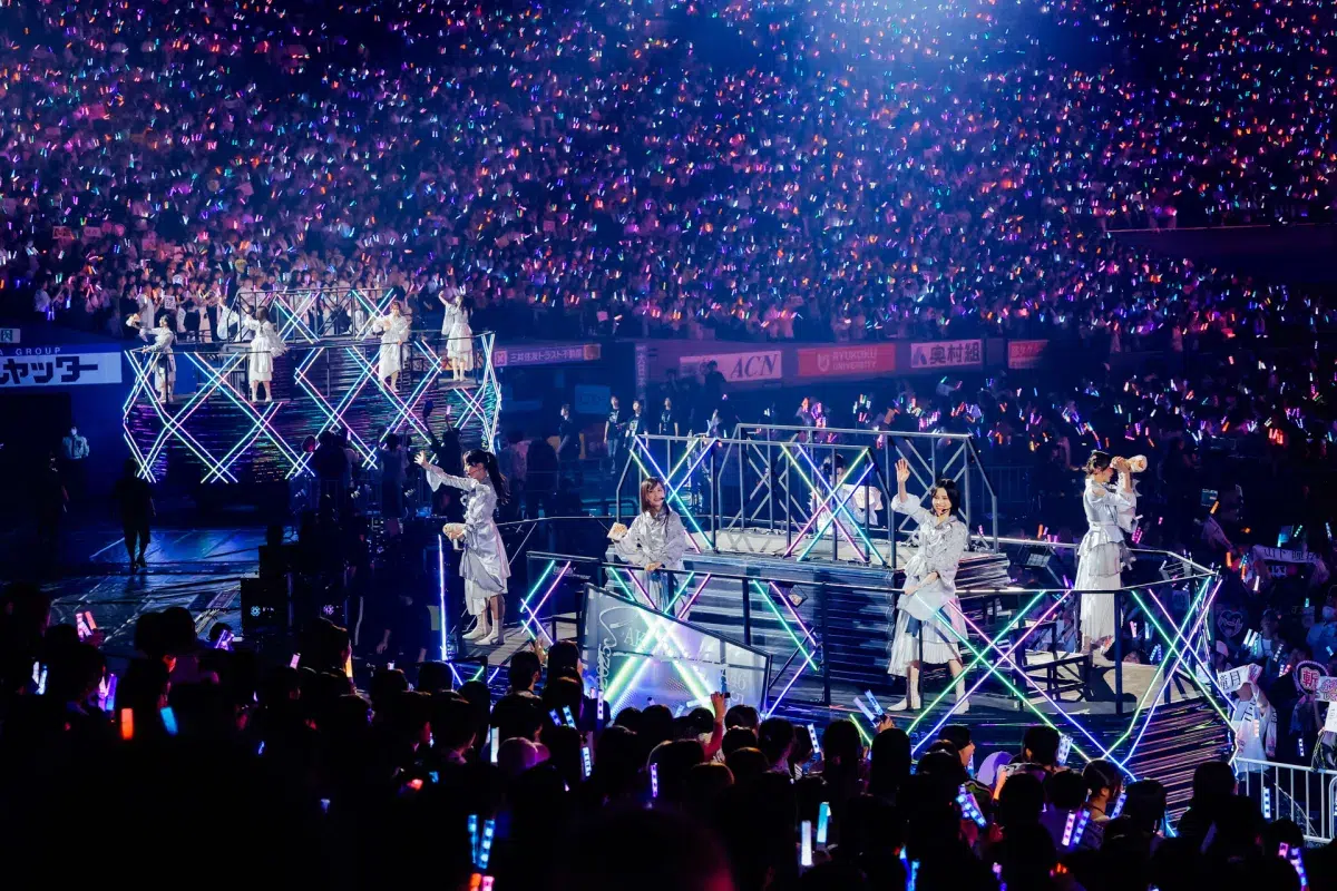 櫻坂46、26万人動員のツアーが終幕！ドームを桜色に染めた圧巻ライブレポ