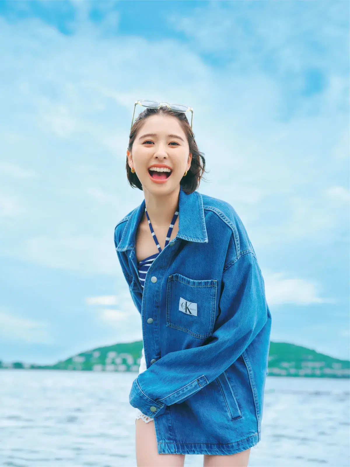 玉井詩織、初の写真集2冊同時発売！「芸能活動20周年」と30歳の想いを込めたファンへのプレゼント