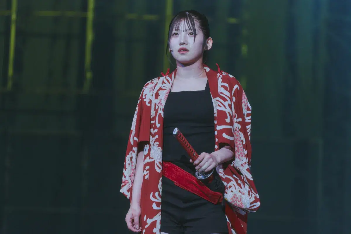 元AKB48・村山彩希 卒業後、主演舞台で有終の美 1 元AKB48・村山彩希 卒業後、主演舞台で有終の美