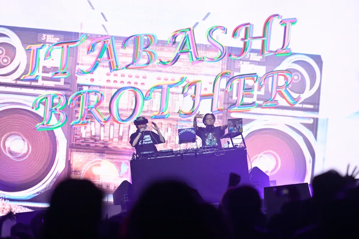 キュレーターを務めたサマソニのオールナイトイベント『MIDNIGHT SONIC curated by m-flo』開催！全8組のDJやアーティストたちが真夜中の宴に集結！！