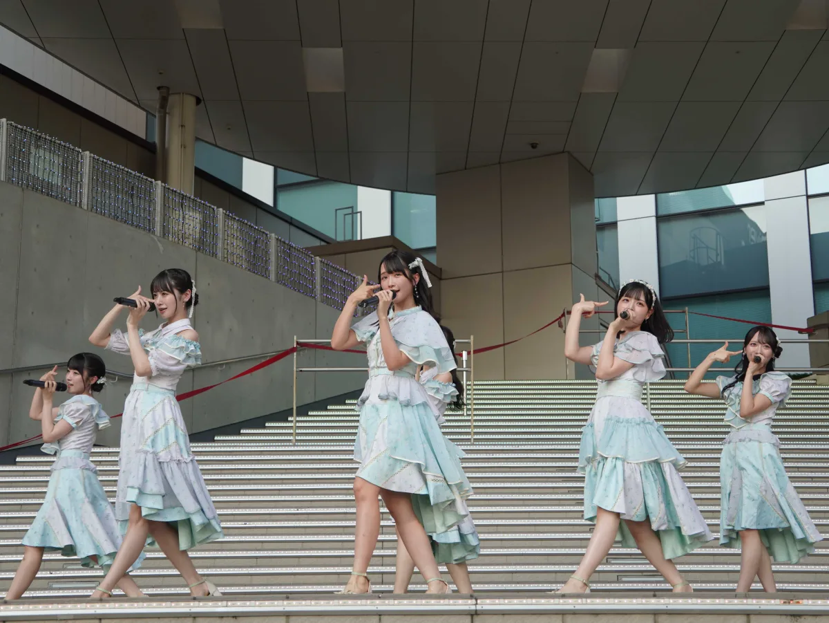 STU48がダイバーシティ東京に降臨！新曲「傷つくことが青春だ」でファンを魅了！ユニット曲も披露の豪華ミニライブ！