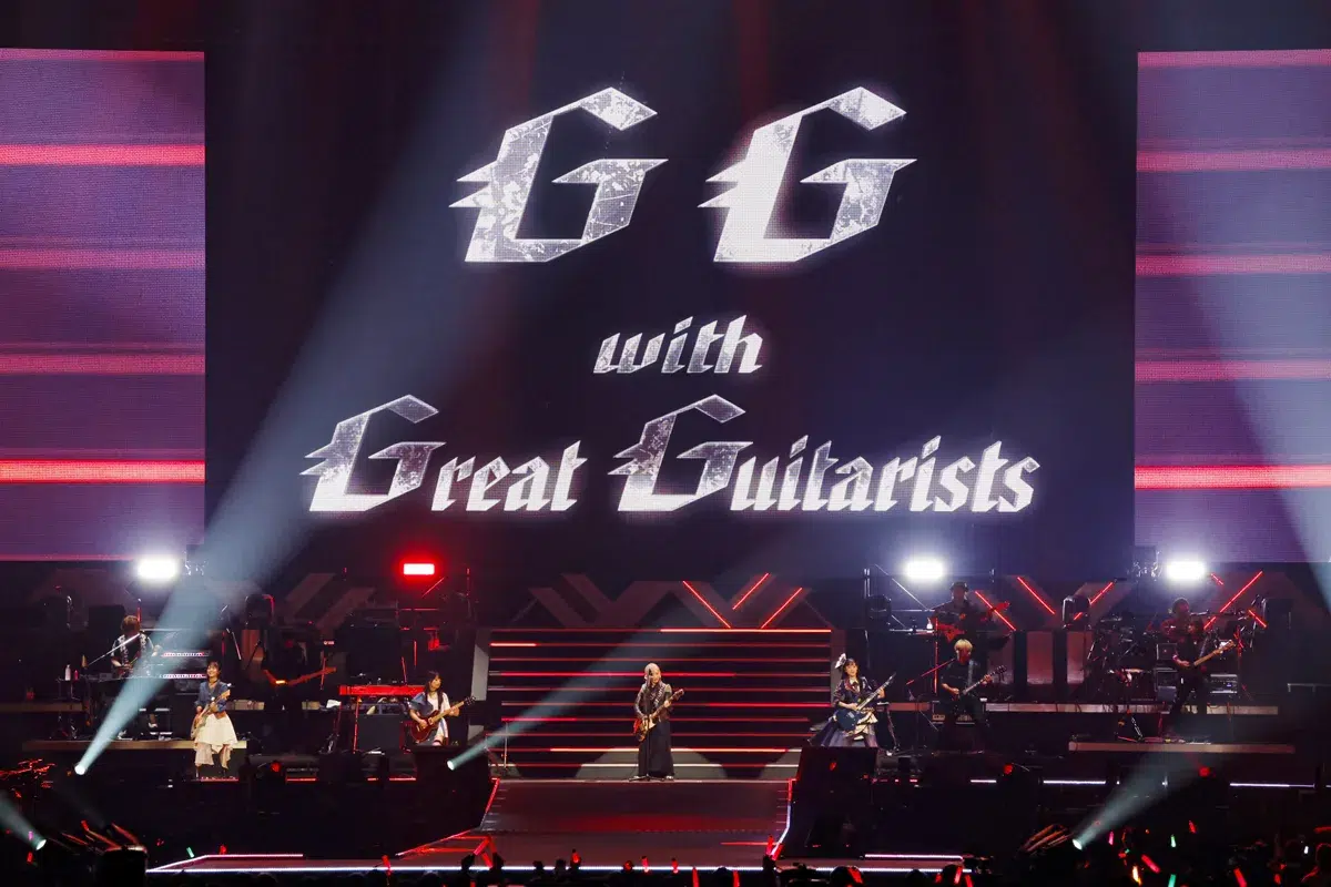 ReoNa、アニサマ2025 DAY1 Roselia 氷川紗夜、MyGO!!!!! 愛音・楽奈ら GreatGuitaristsと「GG with GreatGuitarists」スペシャルセッションを披露 Zeppツアー「ReoNa ONE-MAN Live Tour 2025 “SQUAD JAM”」より「GG」ライブ映像をゲリラ公開 4 ReoNa、アニサマ2025 DAY1 Roselia 氷川紗夜、MyGO!!!!! 愛音・楽奈ら GreatGuitaristsと「GG with GreatGuitarists」スペシャルセッションを披露 Zeppツアー「ReoNa ONE-MAN Live Tour 2025 “SQUAD JAM”」より「GG」ライブ映像をゲリラ公開