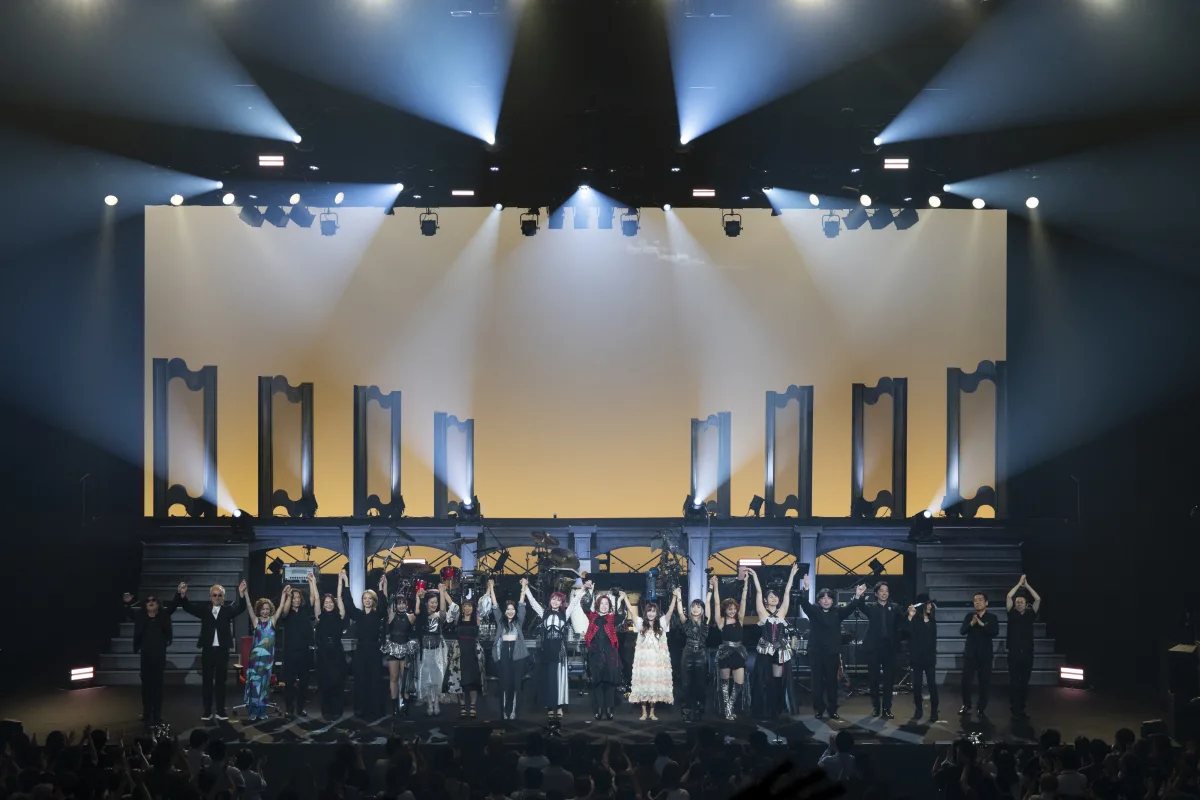 梶浦由記、全国ツアー最終公演のオフィシャルレポートが到着！ LiSA、KOKIA、ASCA、JUNNAなど豪華ゲストが出演！