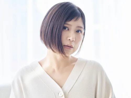 絢香、上白石萌音出演のファンタジーな世界を描いた「Wonder!」ミュージックビデオ公開！（コメントあり）
