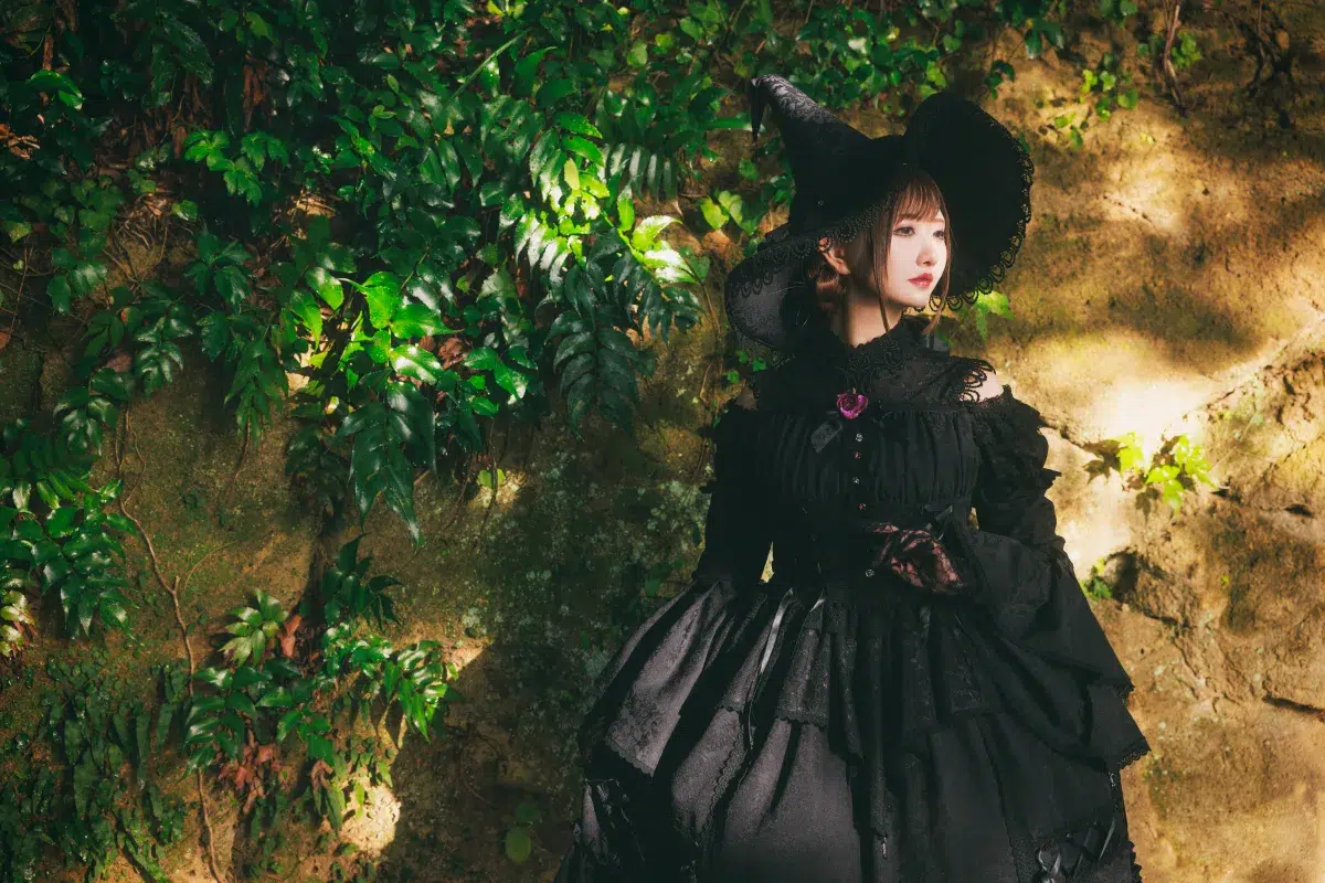 美女コスプレイヤー「すみれおじさん」が改名宣言⁉︎ レインウェアブランド「アプレビュート」で"なりきり"オーディション企画がスタート 10 美女コスプレイヤー「すみれおじさん」が改名宣言⁉︎ レインウェアブランド「アプレビュート」で"なりきり"オーディション企画がスタート