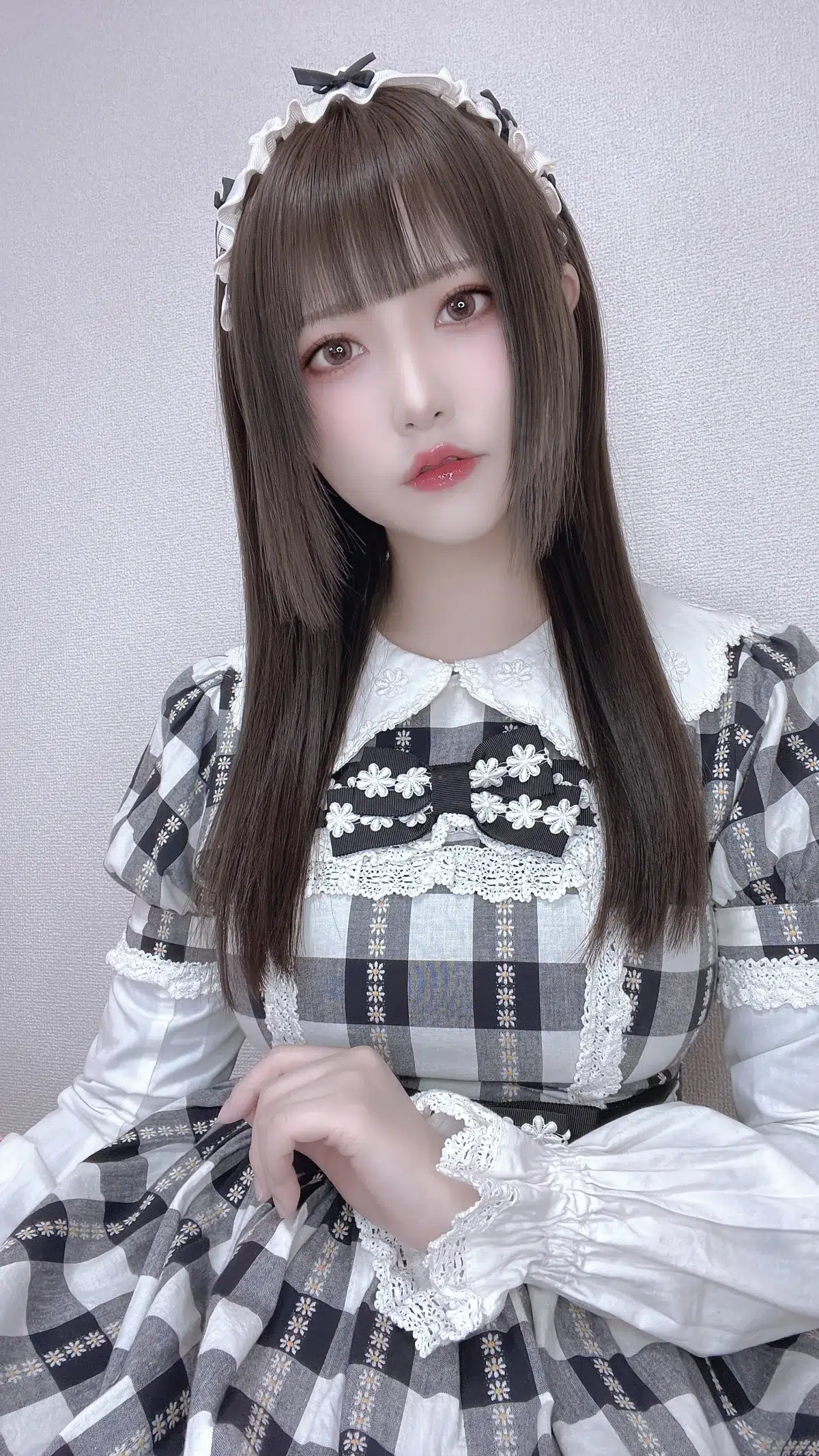 美女コスプレイヤー「すみれおじさん」が改名宣言⁉︎ レインウェアブランド「アプレビュート」で"なりきり"オーディション企画がスタート 19 美女コスプレイヤー「すみれおじさん」が改名宣言⁉︎ レインウェアブランド「アプレビュート」で"なりきり"オーディション企画がスタート