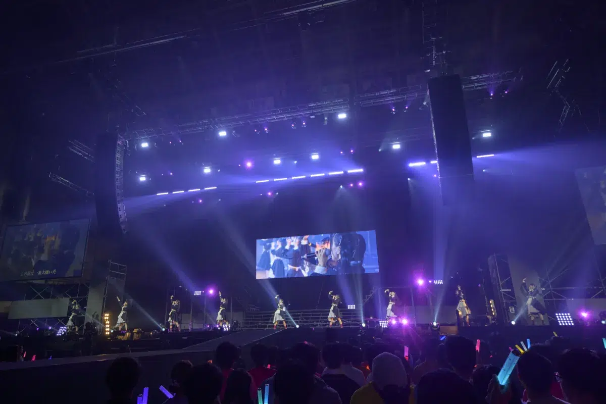 【オフィシャルレポート】高嶺のなでしこ、結成3年で過去最大の幕張メッセライブを成功！感動と覚悟を届け、1stアルバム＆ツアー発表で新章突入！