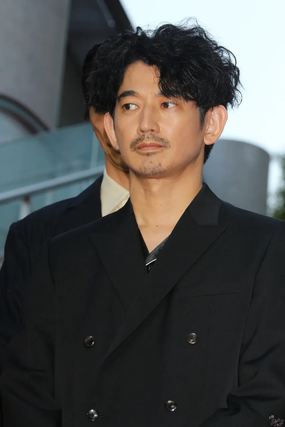 映画『宝島』東京プレミアに妻夫木聡、広瀬すず、窪田正孝、永山瑛太ら豪華キャスト13人がレッドカーペットに集結 12 映画『宝島』東京プレミアに妻夫木聡、広瀬すず、窪田正孝、永山瑛太ら豪華キャスト13人がレッドカーペットに集結