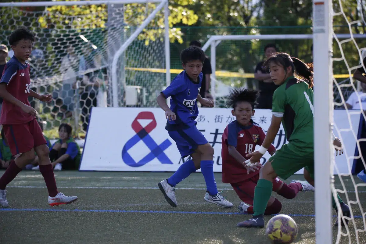 【LDH JAPAN】13回目を迎えるLDH JAPAN主催の小学生フットサル大会『EXILE CUP 2025』関西大会が奈良県にて開催！LDH Social Innovation Officerの橘ケンチをはじめ、EXILE 松本利夫、Lucky² 永山椿、上村梨々香が出場52チーム・453名の子どもたちを応援！