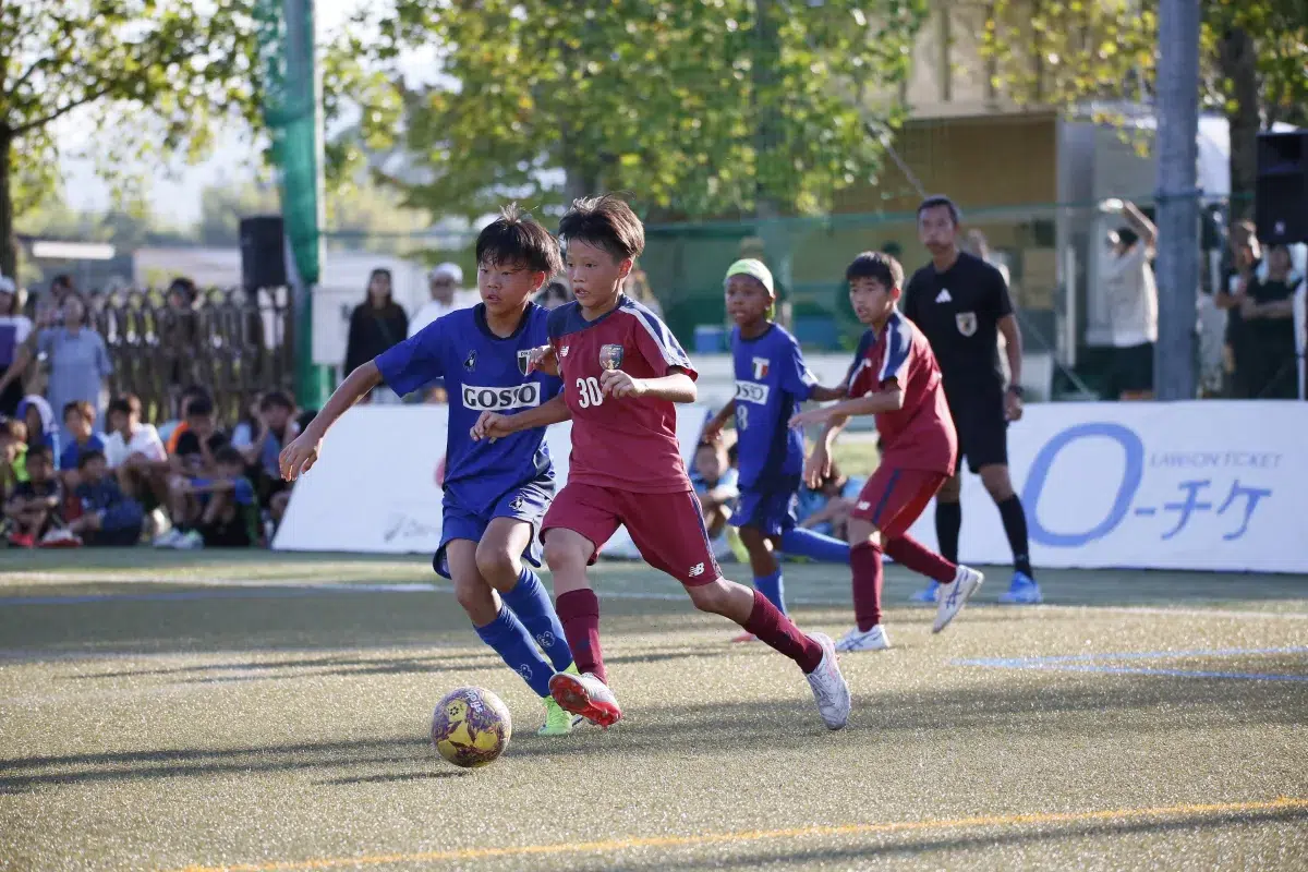 【LDH JAPAN】13回目を迎えるLDH JAPAN主催の小学生フットサル大会『EXILE CUP 2025』関西大会が奈良県にて開催！LDH Social Innovation Officerの橘ケンチをはじめ、EXILE 松本利夫、Lucky² 永山椿、上村梨々香が出場52チーム・453名の子どもたちを応援！