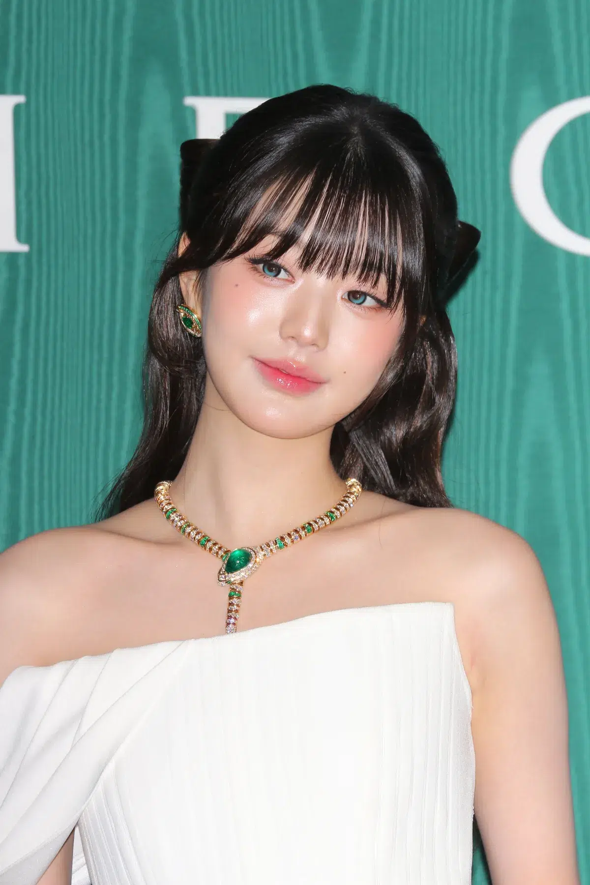 「ブルガリ カレイドス 色彩・文化・技巧」オープニングデイ フォトコール(第一夜)豪華ゲスト登壇。キム・ジウォン、チャン・ウォニョン(IVE)、森星、のん、井川遥、小雪、大政絢、桐谷美玲 14 「ブルガリ カレイドス 色彩・文化・技巧」オープニングデイ フォトコール(第一夜)豪華ゲスト登壇。キム・ジウォン、チャン・ウォニョン(IVE)、森星、のん、井川遥、小雪、大政絢、桐谷美玲
