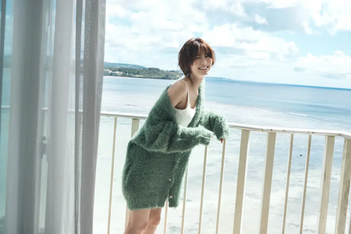 岡崎紗絵 20代最後の2nd写真集『Lupinus』「思いの詰まった作品ができて嬉しい。手に取って新しい私を見て」
