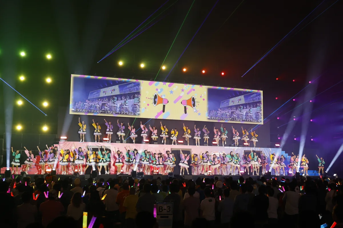HKT48、NGT48ら出演「Boosty ファンまつり2025」開幕！