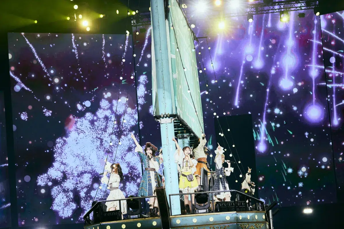 ≠ME 全国ツアー2025「We want to find "カフェ樂園"」追加公演2days完走！地上波冠バラエティー＆11月有明アリーナにて≠ME 特別公演 2025をサプライズ発表！