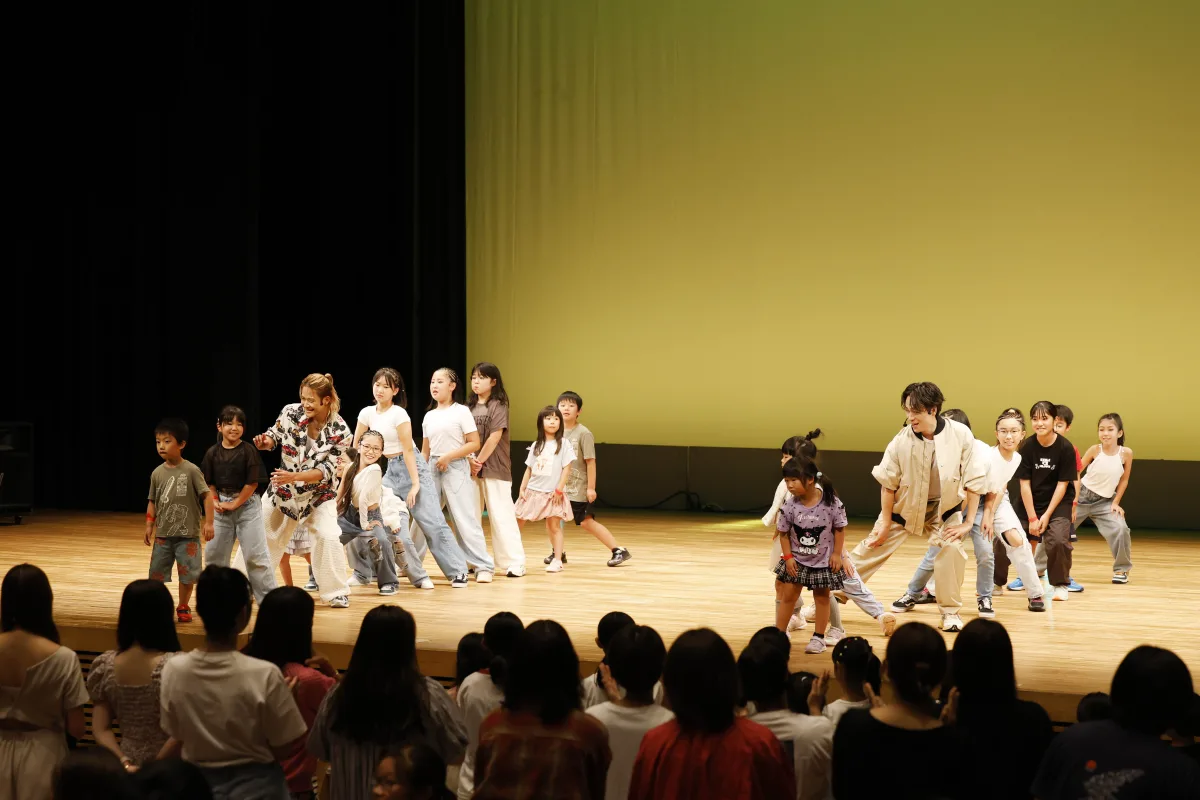 【EXILE TETSUYA、岩谷翔吾】「佐渡のこどもたちの夢を」との想いに共鳴！EXILE TETSUYAと岩谷翔吾が登場し、未就学児～高校生及び保護者を対象としたLDHダンスワークショップショーが実現！！