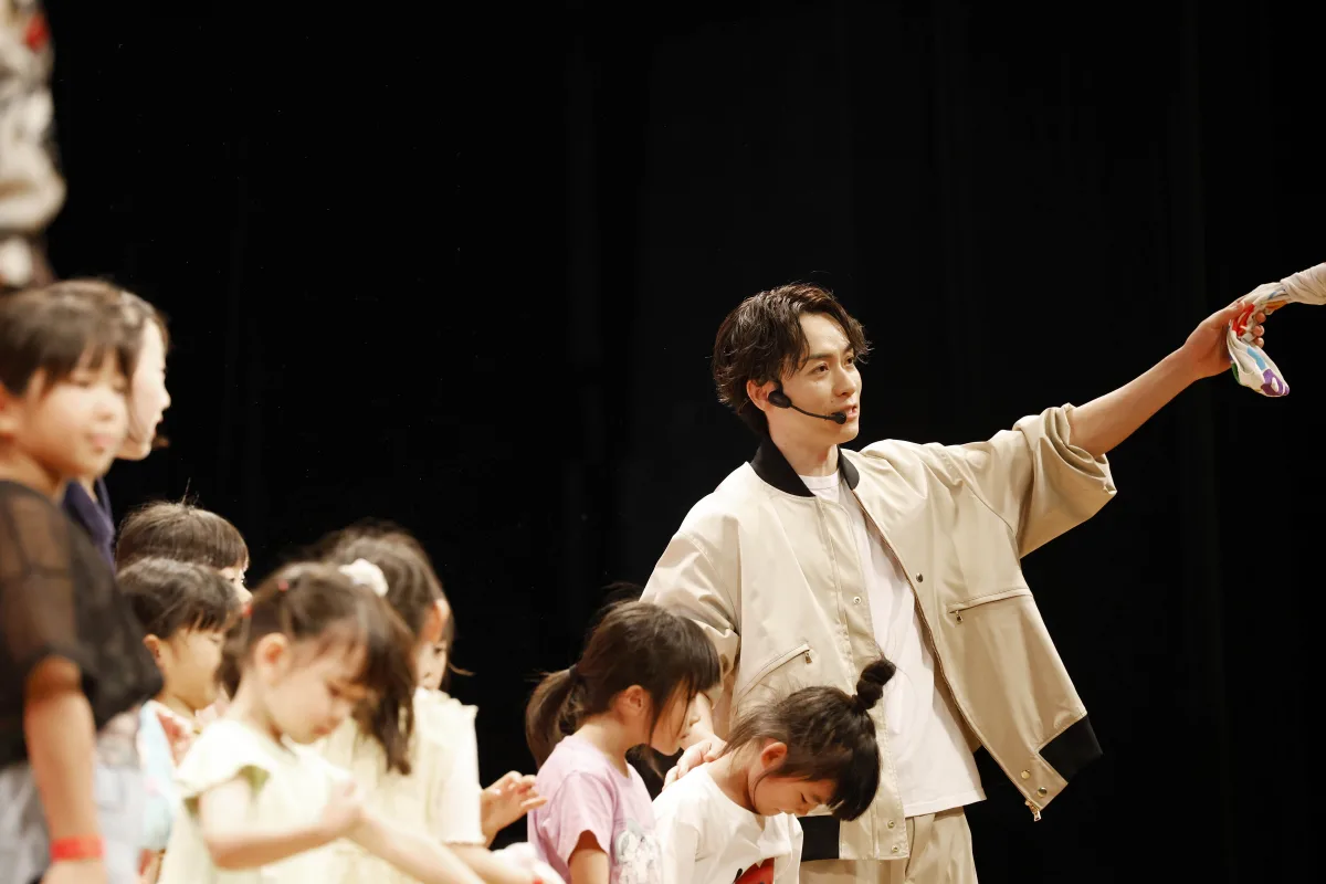 【EXILE TETSUYA、岩谷翔吾】「佐渡のこどもたちの夢を」との想いに共鳴！EXILE TETSUYAと岩谷翔吾が登場し、未就学児～高校生及び保護者を対象としたLDHダンスワークショップショーが実現！！