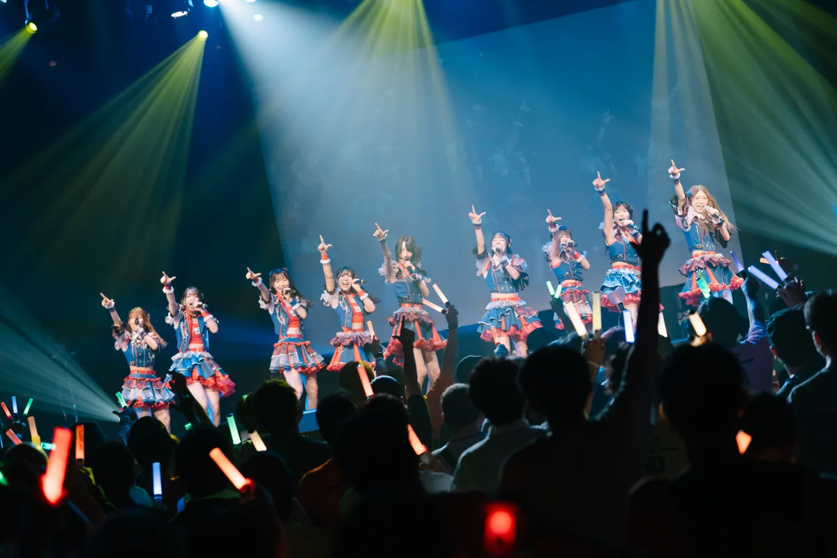 未来へ、大きな一歩。HelloYouth、新メンバー3名を迎え9人体制へ！カラフルな新衣装とフレッシュな笑顔が弾けた感動ライブ