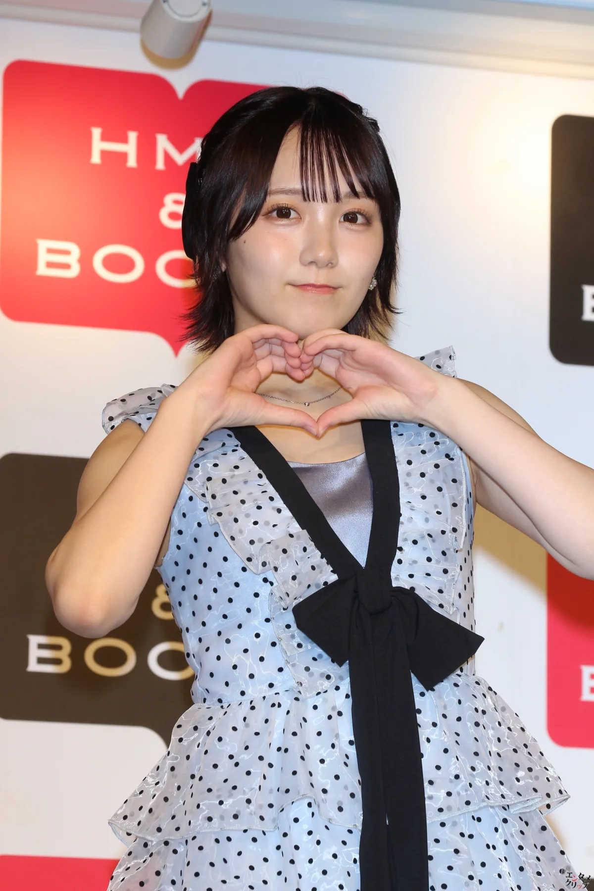 AKB48 田口愛佳、初写真集は「100点満点」の出来栄え!ファンから絶賛の“いいお尻”は「集中して上げた」 10 AKB48 田口愛佳、初写真集は「100点満点」の出来栄え!ファンから絶賛の“いいお尻”は「集中して上げた」