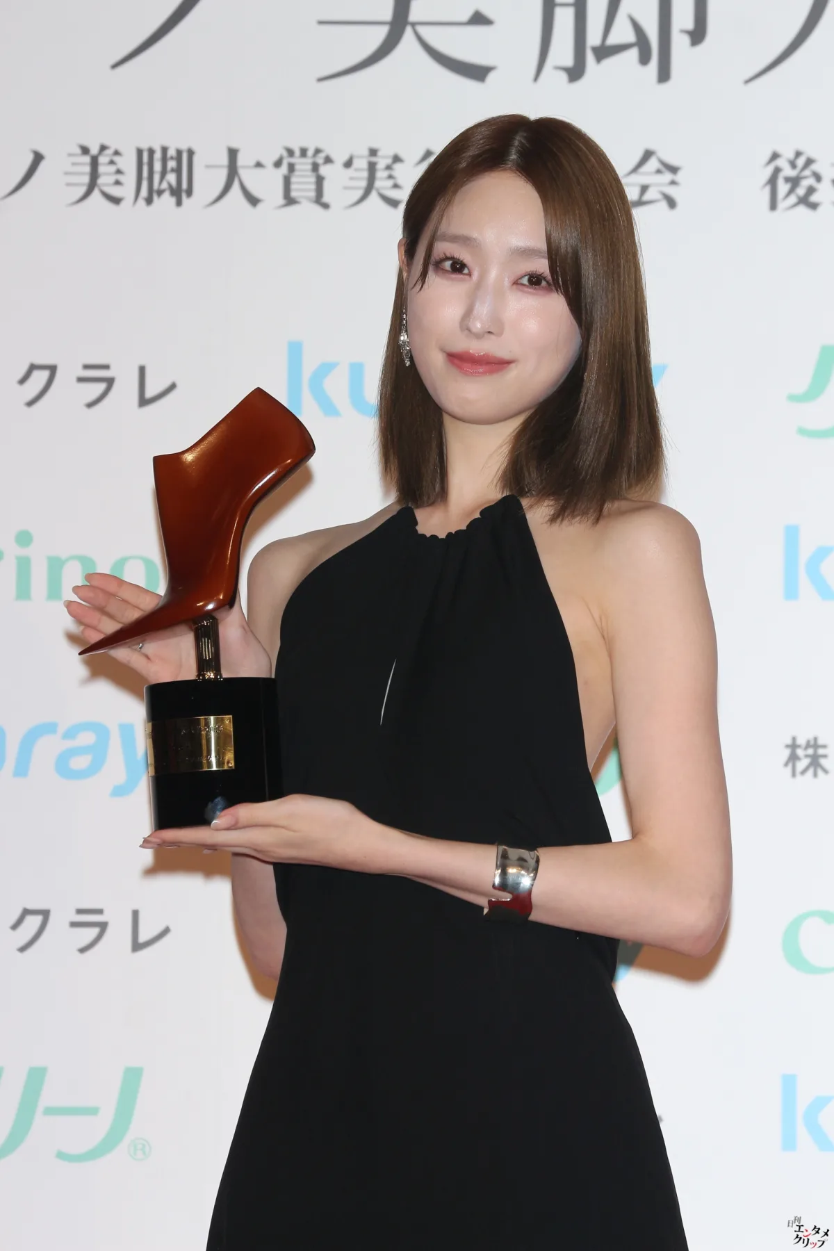 「第21回クラリーノ美脚大賞2025」中島瑠菜・髙橋ひかる・仲里依紗・米倉涼子が受賞 10 「第21回クラリーノ美脚大賞2025」中島瑠菜・髙橋ひかる・仲里依紗・米倉涼子が受賞