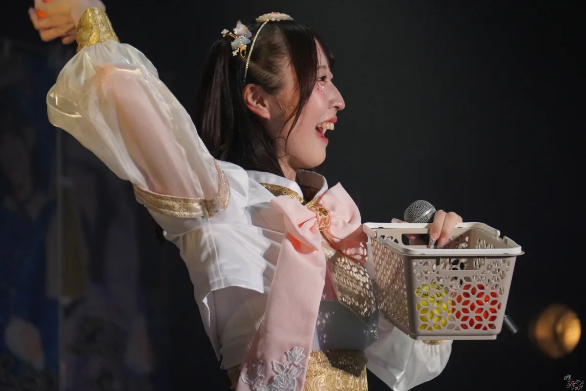 メノニューイヤー、涙と笑顔の祝祭!6人体制ラストワンマンライブで見せた最高の”ぱーてぃーないと!”と未来への船出 41 メノニューイヤー、涙と笑顔の祝祭!6人体制ラストワンマンライブで見せた最高の”ぱーてぃーないと!”と未来への船出
