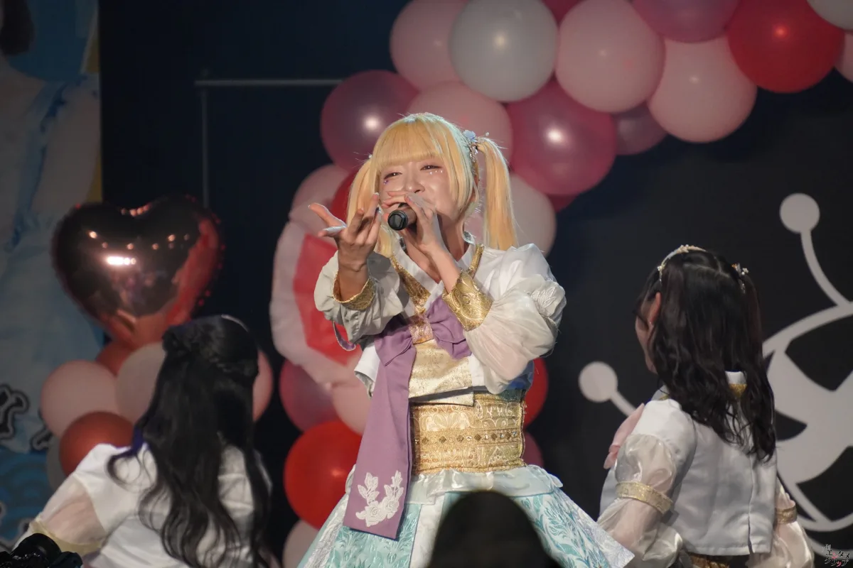 メノニューイヤー、涙と笑顔の祝祭!6人体制ラストワンマンライブで見せた最高の”ぱーてぃーないと!”と未来への船出 9 メノニューイヤー、涙と笑顔の祝祭!6人体制ラストワンマンライブで見せた最高の”ぱーてぃーないと!”と未来への船出