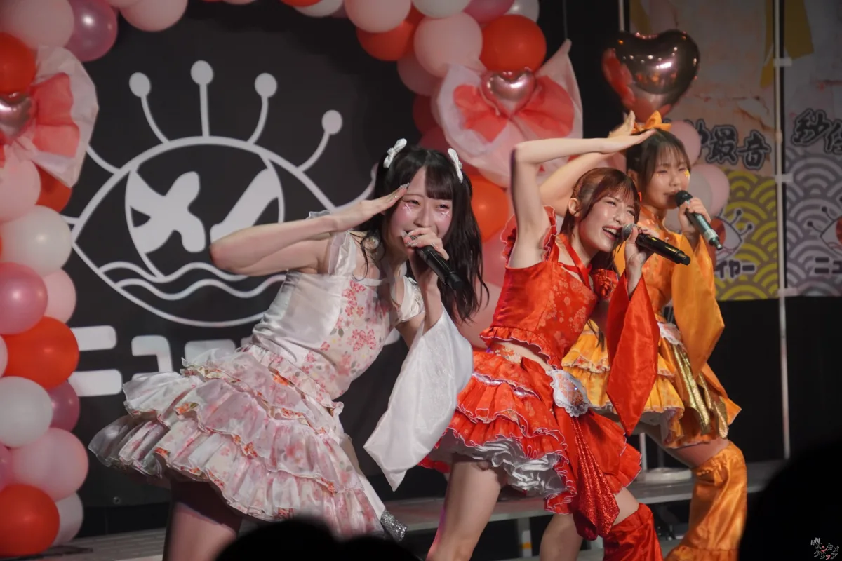 メノニューイヤー、涙と笑顔の祝祭!6人体制ラストワンマンライブで見せた最高の”ぱーてぃーないと!”と未来への船出 89 メノニューイヤー、涙と笑顔の祝祭!6人体制ラストワンマンライブで見せた最高の”ぱーてぃーないと!”と未来への船出