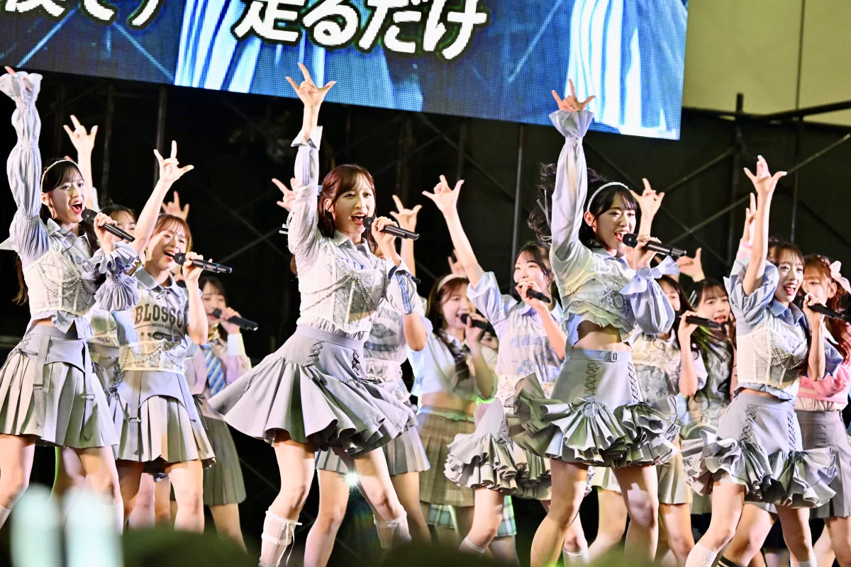 AKB48 20周年記念シングル『Oh my pumpkin!』発売記念イベント〈東京握手会〉レポート レジェンドOG・海外姉妹グループメンバーが特別ゲスト出演! 12月17日(水)「ここからだ」公演のアルバム発売決定!! 3 AKB48 20周年記念シングル『Oh my pumpkin!』発売記念イベント〈東京握手会〉レポート レジェンドOG・海外姉妹グループメンバーが特別ゲスト出演! 12月17日(水)「ここからだ」公演のアルバム発売決定!!