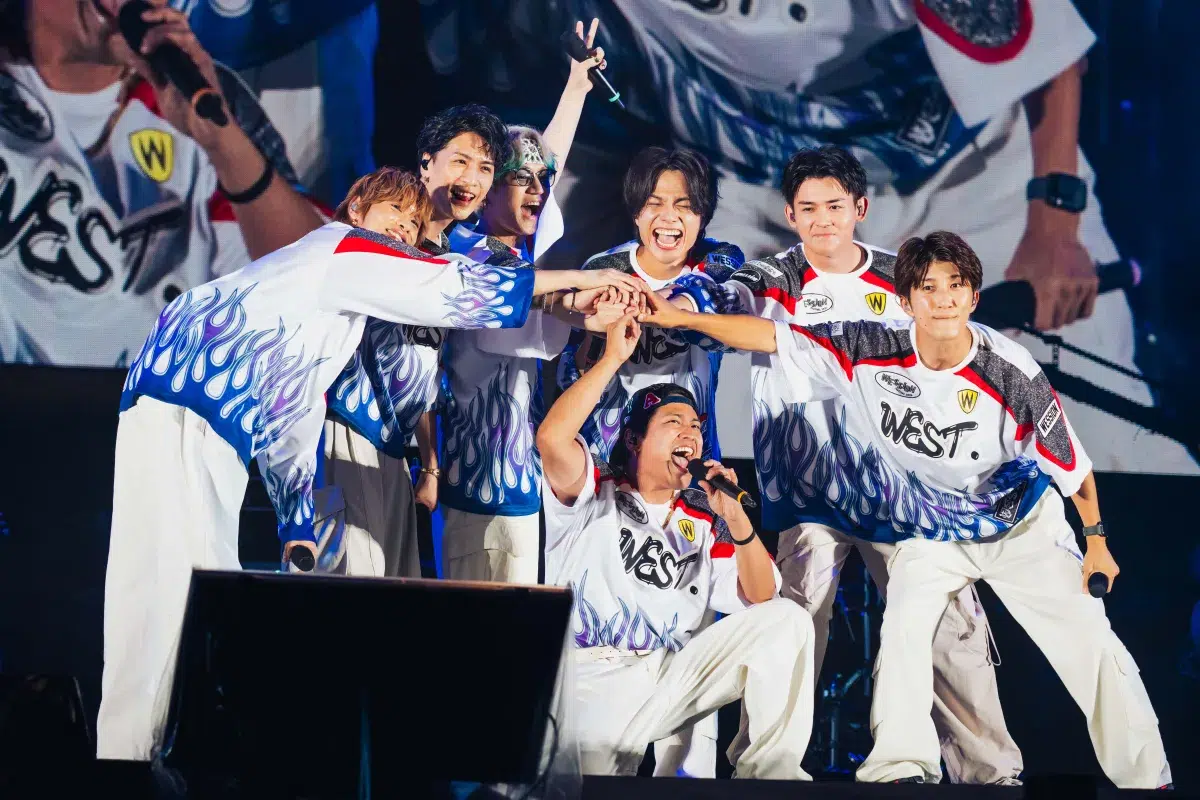 WEST.初の主催フェスで6万人熱狂！🔥SUPER EIGHT横山＆Saucy Dog石原ら豪華コラボ連発の「WESSION FESTIVAL 2025」奇跡の2日間レポ到着！