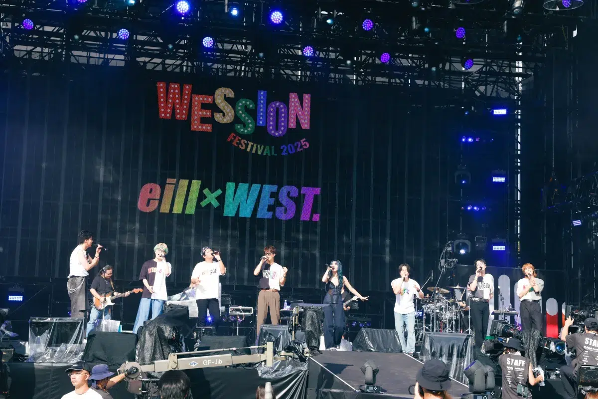 WEST.初の主催フェスで6万人熱狂！🔥SUPER EIGHT横山＆Saucy Dog石原ら豪華コラボ連発の「WESSION FESTIVAL 2025」奇跡の2日間レポ到着！