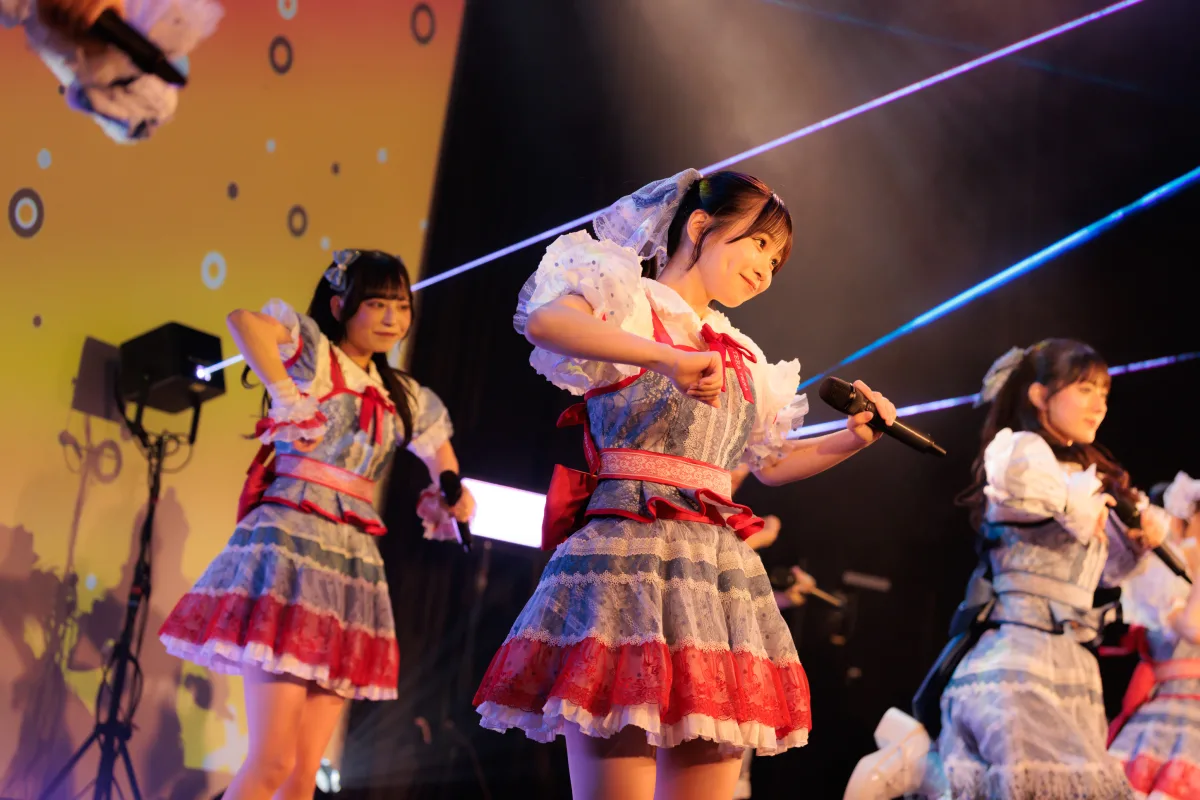 テラテラ 新体制2ndワンマンライブ「Lyrical Refrain」を開催！総選挙でトップ当選を果たした、藤田梨々花がセンターと作詞を務める！新曲『青春リフレイン』を初披露！