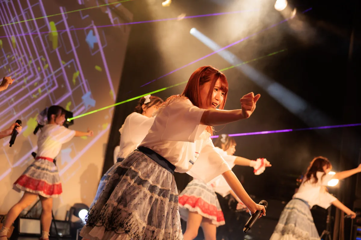 テラテラ 新体制2ndワンマンライブ「Lyrical Refrain」を開催！総選挙でトップ当選を果たした、藤田梨々花がセンターと作詞を務める！新曲『青春リフレイン』を初披露！