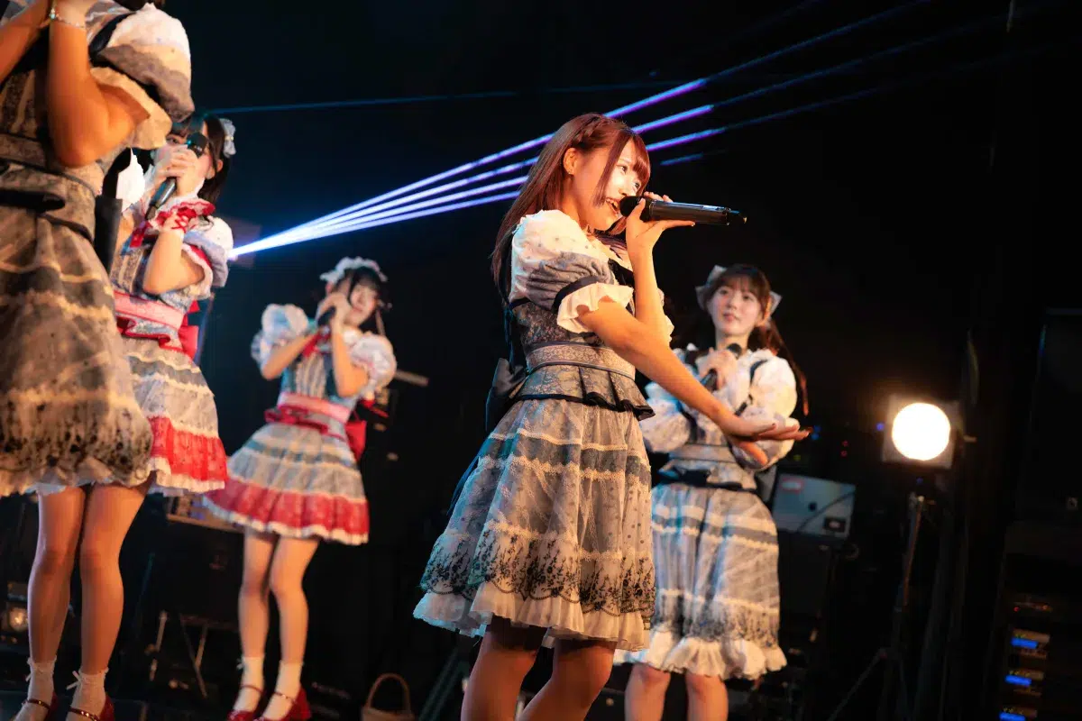 テラテラ 新体制2ndワンマンライブ「Lyrical Refrain」を開催！総選挙でトップ当選を果たした、藤田梨々花がセンターと作詞を務める！新曲『青春リフレイン』を初披露！