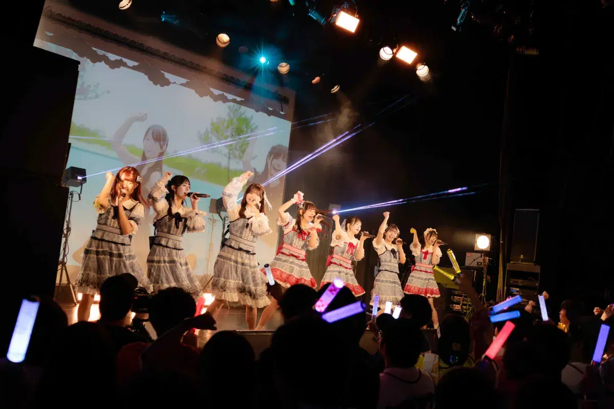 テラテラ 新体制2ndワンマンライブ「Lyrical Refrain」を開催！総選挙でトップ当選を果たした、藤田梨々花がセンターと作詞を務める！新曲『青春リフレイン』を初披露！
