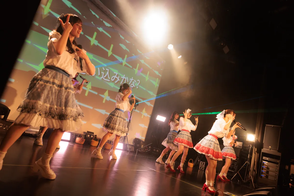 テラテラ 新体制2ndワンマンライブ「Lyrical Refrain」を開催！総選挙でトップ当選を果たした、藤田梨々花がセンターと作詞を務める！新曲『青春リフレイン』を初披露！