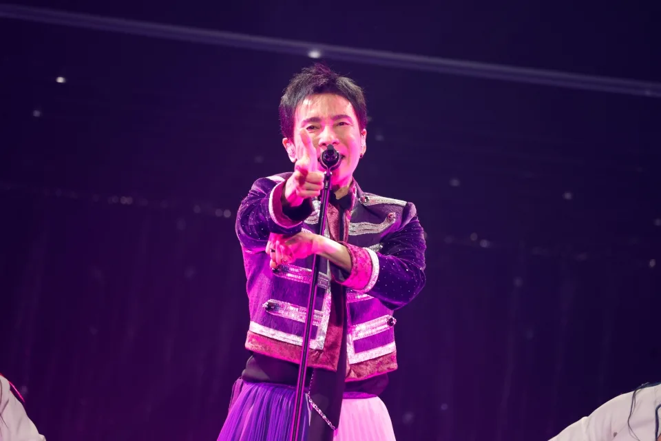 スーパースター郷ひろみが遂に古稀に!! 記念すべき70歳の誕生日に日本武道館でメモリアルライブを開催!! ファンへの想いをこめた新曲バラードを涙の初披露!!