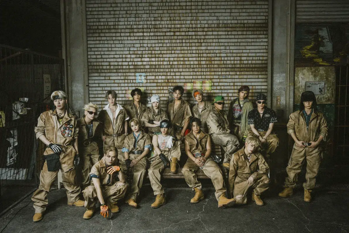 THE RAMPAGE ニューシングル「自由への大脱走 ~Running Running Running~ feat. 湘南乃風」10/23発表(2025/10/27付) オリコン週間ストリーミング急上昇ランキングで1位獲得! 2 THE RAMPAGE ニューシングル「自由への大脱走 ~Running Running Running~ feat. 湘南乃風」10/23発表(2025/10/27付) オリコン週間ストリーミング急上昇ランキングで1位獲得!