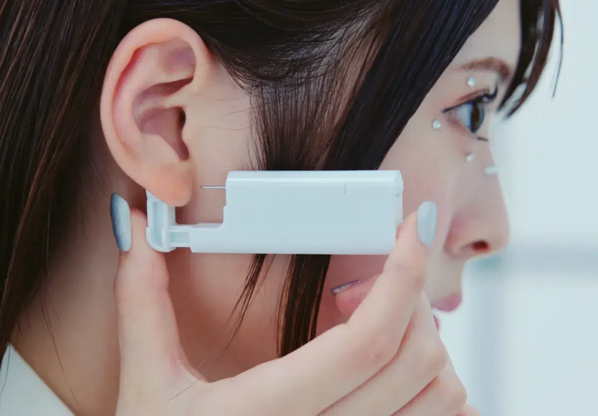 WHITE SCORPION 最新曲「Corner of my heart」MV公開！ デビューシングル「眼差しSniper」から成長の証が刻まれたクールな仕上がりに！